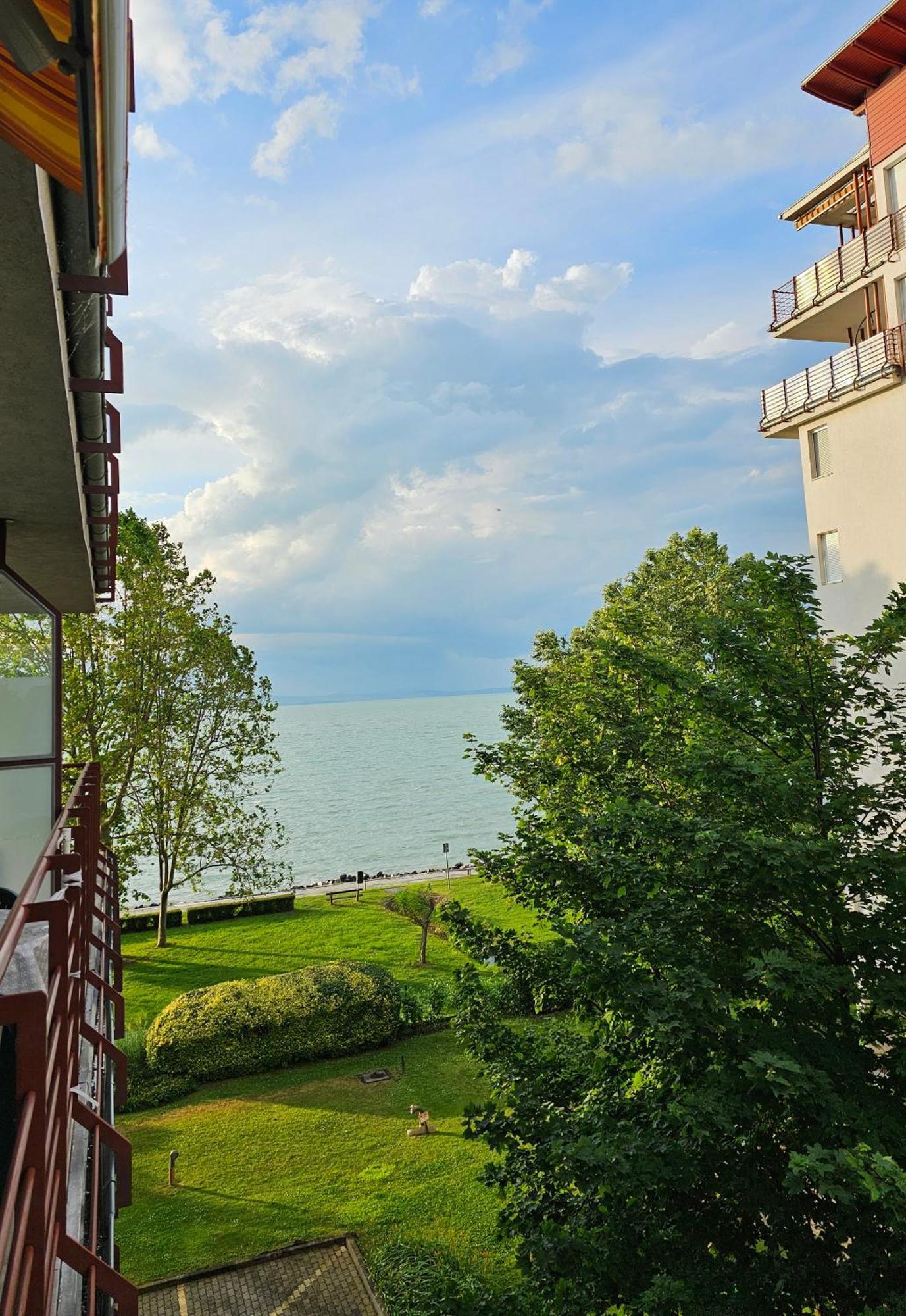 Panorama Beach 2 Сиофок Екстериор снимка